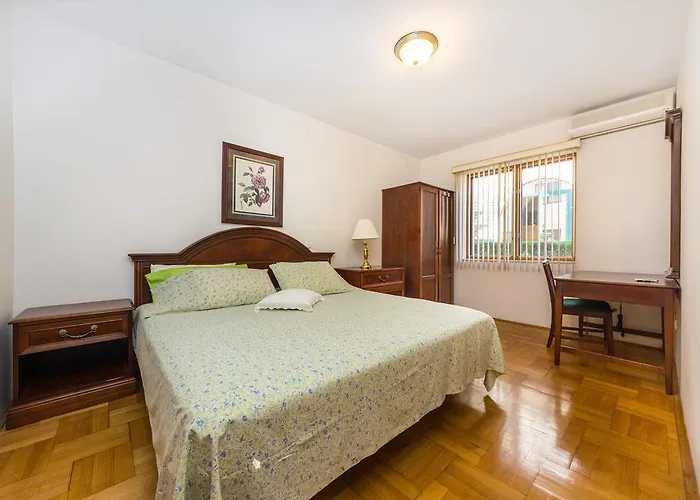 Golden Shell 1 Gasthuis